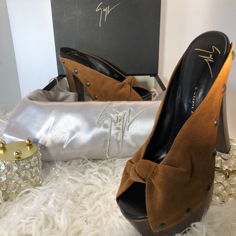 Giuseppe Zanotti  Brown Suede Platform